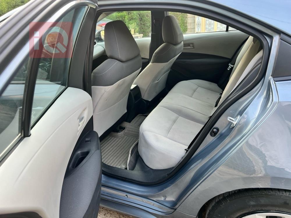 تۆیۆتا کۆرۆلا